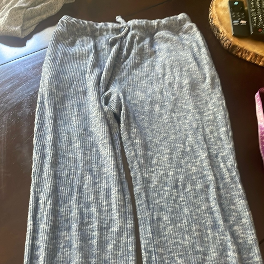 hollister sweats